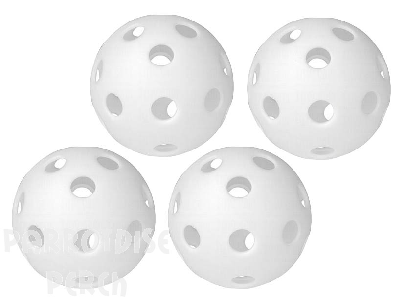 Whiffle Balls Medium (4)